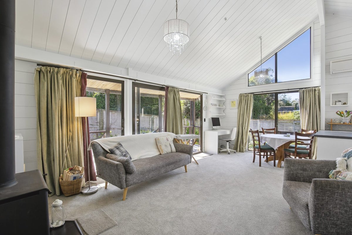 103A Leinster Avenue, Raumati South, Paraparaumu - Carousel 2