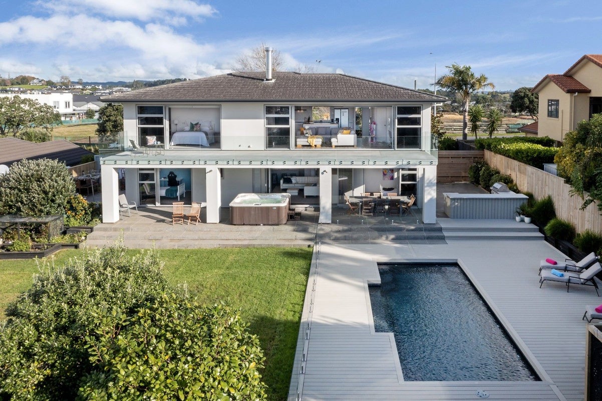 126 Beachlands Road, Beachlands, Auckland - Carousel 2