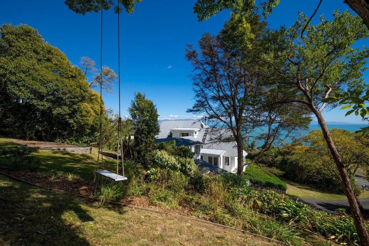128 Moana Avenue, Moana, Nelson - Carousel 32
