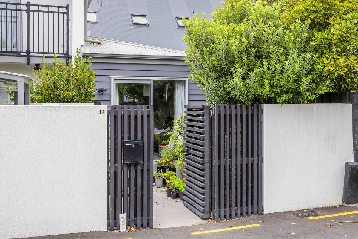 8A Dawson Street, Christchurch Central, Christchurch - Carousel 1