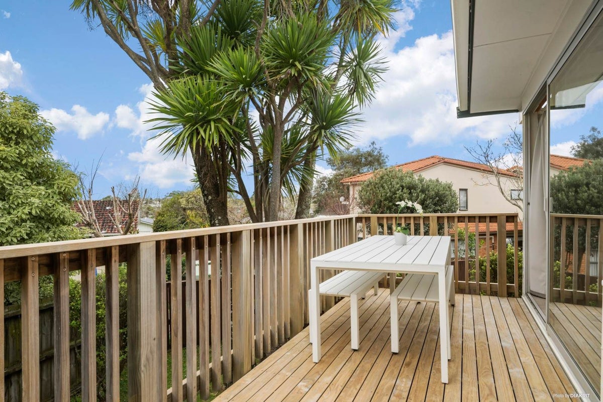 1/52A Weldene Avenue, Glenfield, Auckland - Carousel 22