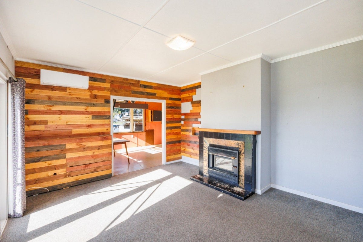 674 Rongotea Road, Rongotea, Palmerston North - Carousel 2
