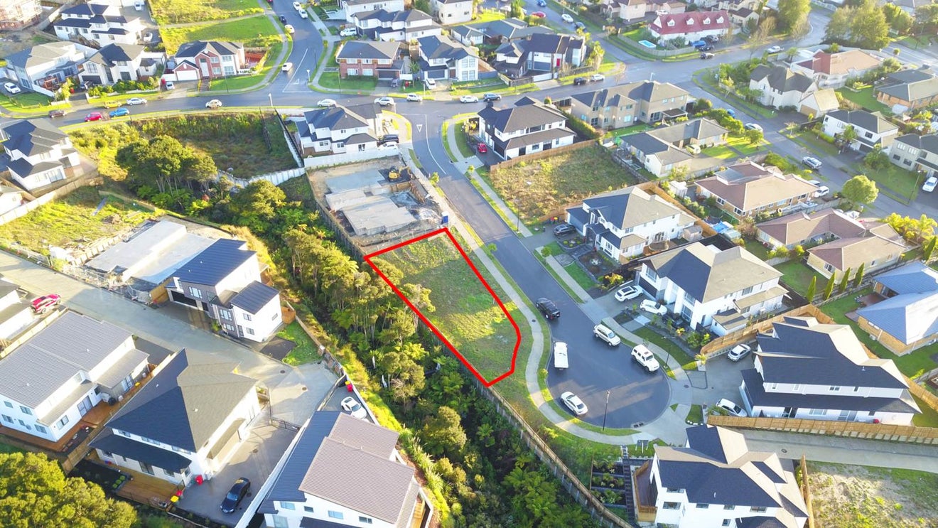 6 Caldwell Place, Pinehill, Auckland - Carousel 1