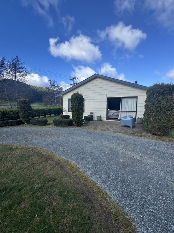 1140 Blue Mountains Road, Blue Mountains, Upper Hutt - Carousel 2