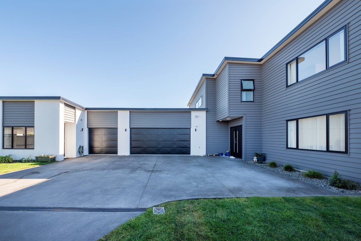 20 Carroll Place, Owhata, Rotorua - Carousel 2