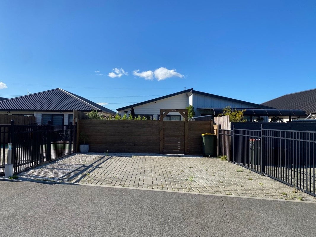 13A Tributary Parade, Karaka, Papakura - Carousel 2