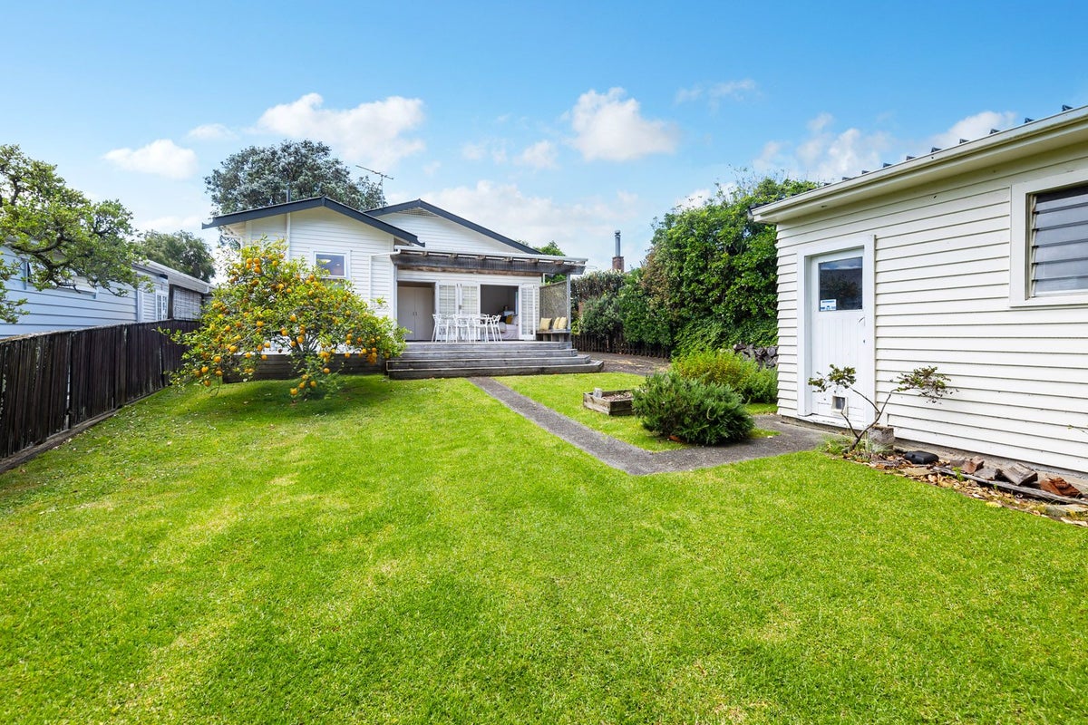 69 Halesowen Avenue, Mount Eden, Auckland - Carousel 3