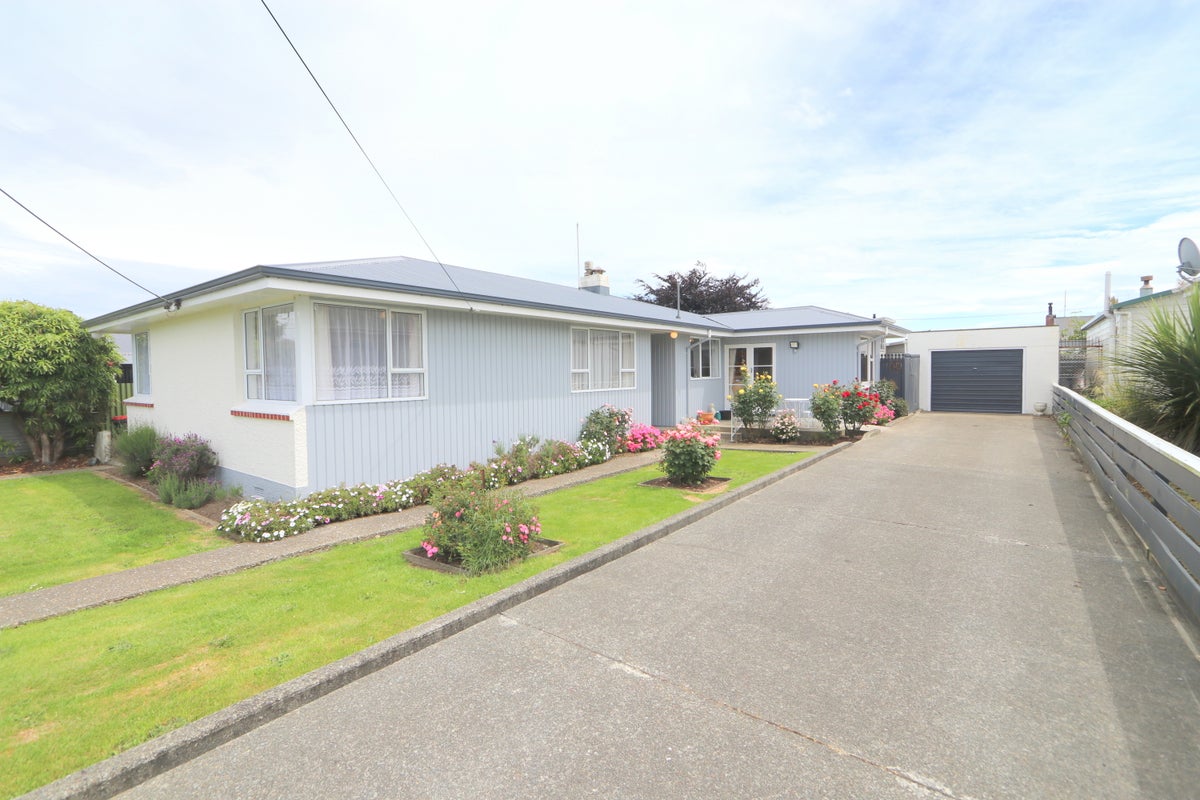 84 Tanner Street, Grasmere, Invercargill - Carousel 1