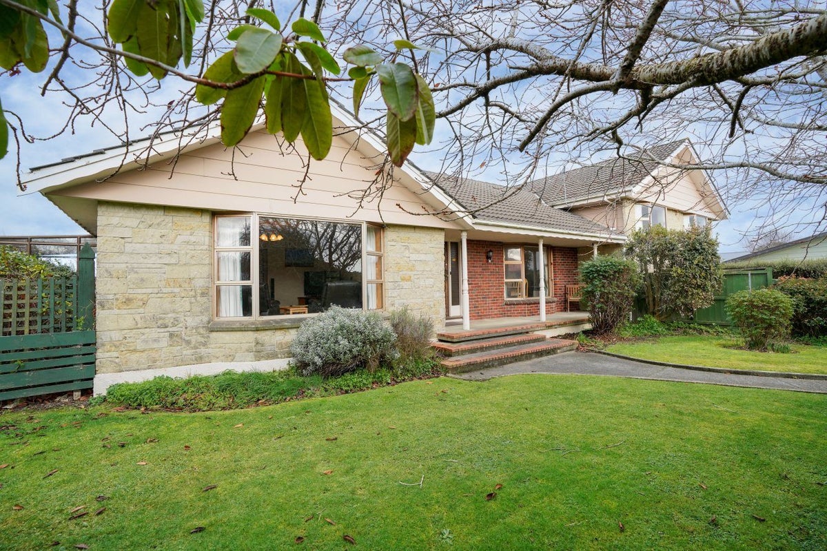 74 Kildare View, Waikiwi, Invercargill - Carousel 1