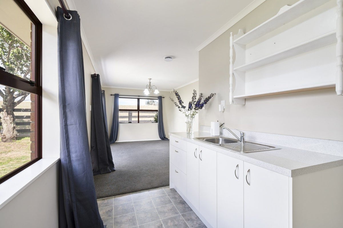 62 Union Street, Foxton, Foxton - Carousel 2