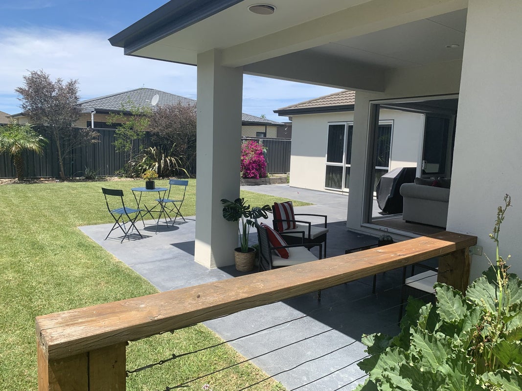 8 Orotu Drive, Poraiti, Napier - Carousel 24