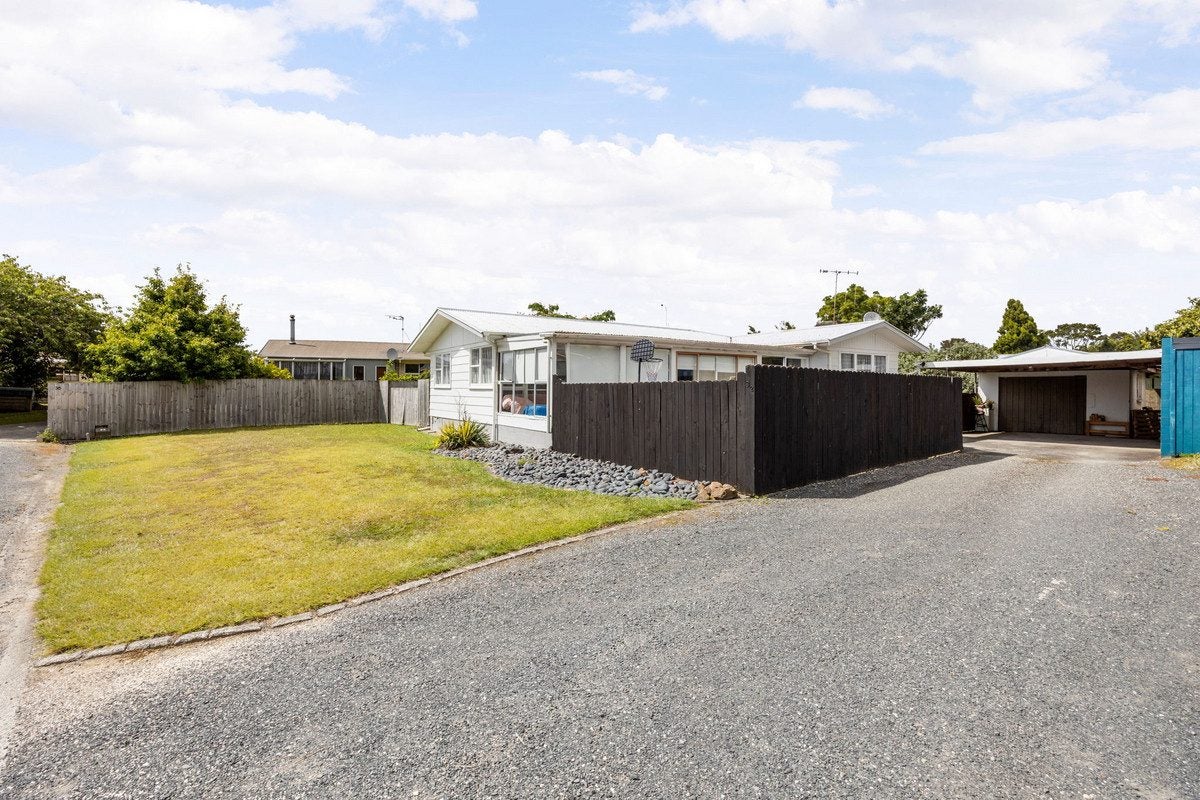 32 Shelley Street, Leamington, Cambridge - Carousel 1