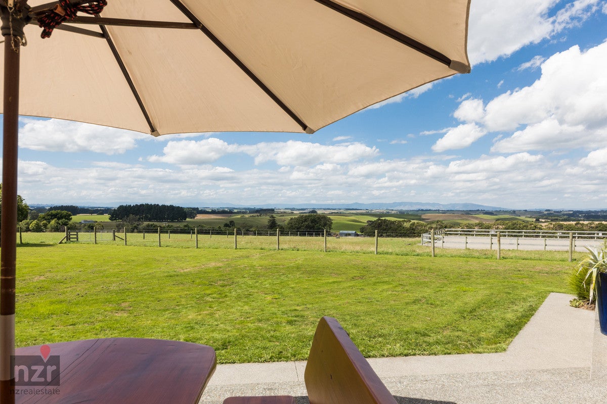 22 James Road, Halcombe, Feilding - Carousel 2