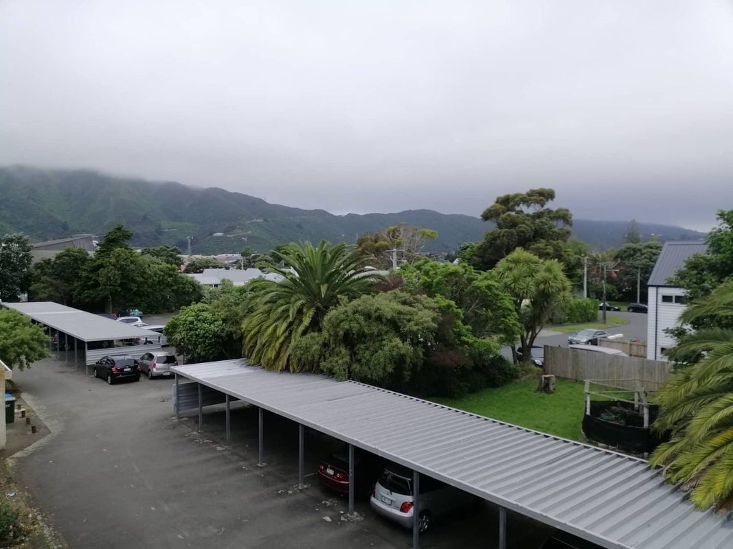 25/41 Barber Grove, Moera, Lower Hutt - Carousel 1