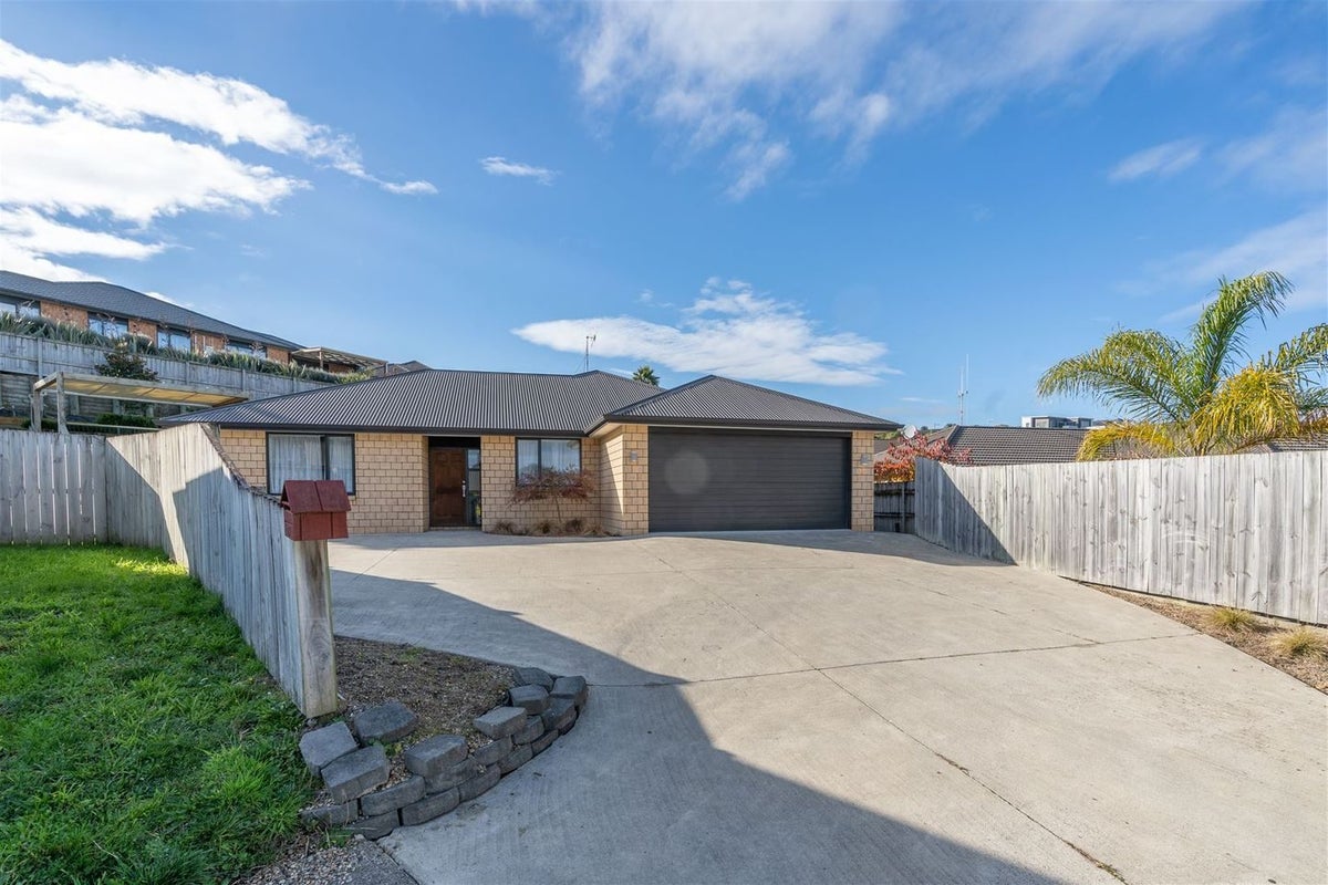 15 Barwick Place, Huntington, Hamilton - Carousel 1