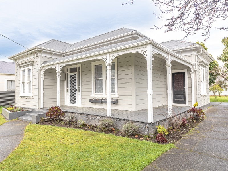 31 Pitt Street, Whanganui, Whanganui - Carousel 1