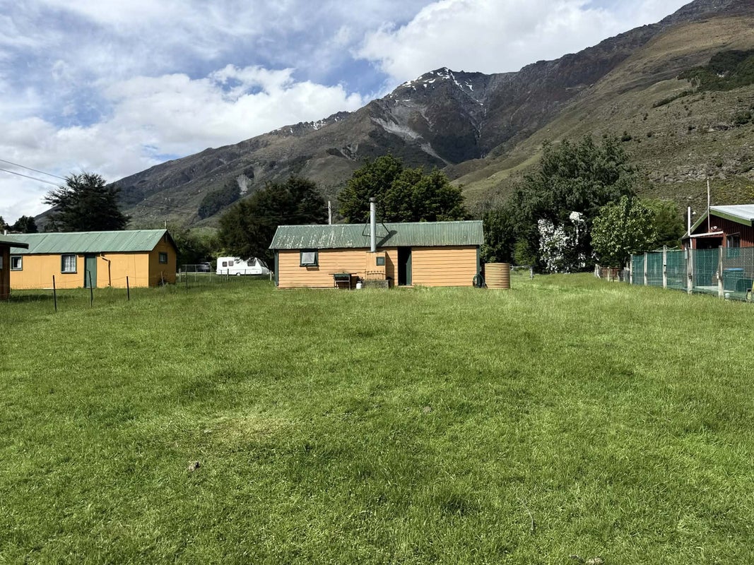 27 Kiwi Street, Makarora, Wanaka - Carousel 1