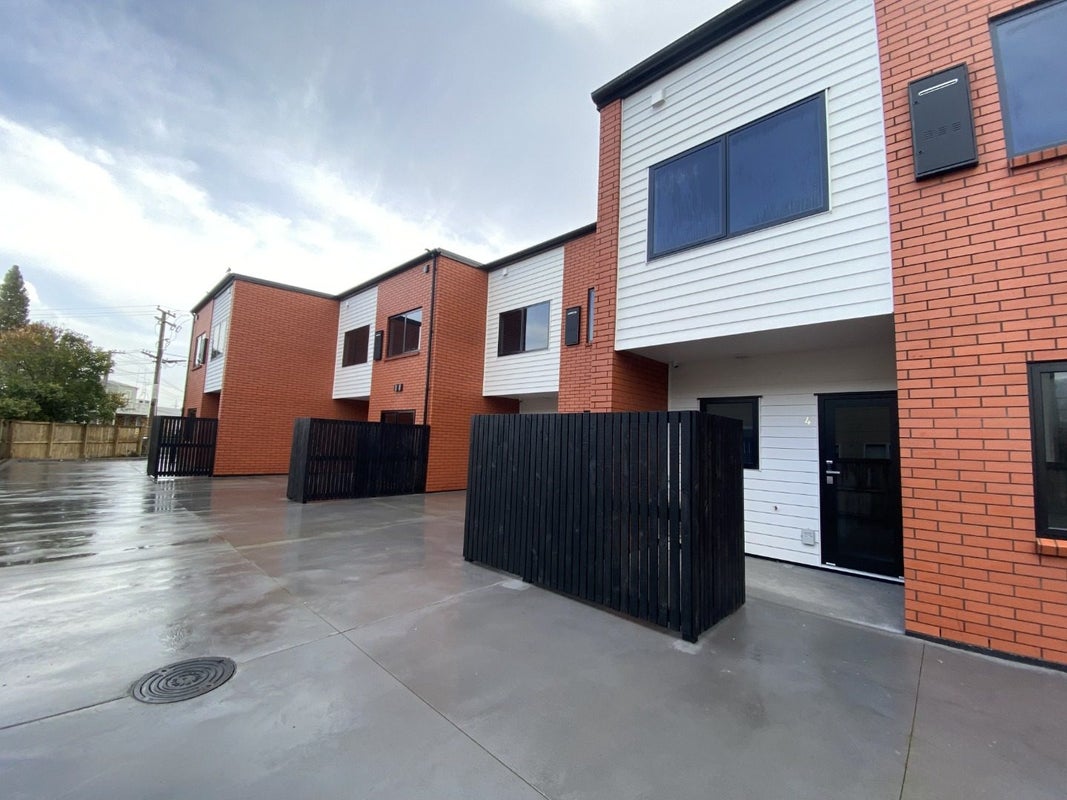 1/169 Knighton Road, Hillcrest, Hamilton - Carousel 2