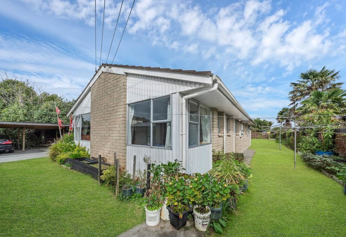 13A Huia Road, Papatoetoe, Manukau City, Auckland - Carousel 2