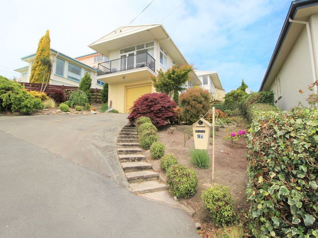 9A Avon Street, South Hill, Oamaru - Carousel 1