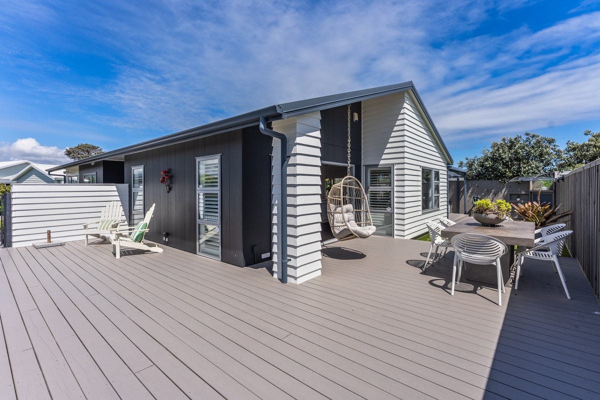 45 Seagrass Place, Otaki Beach, Otaki - Carousel 1