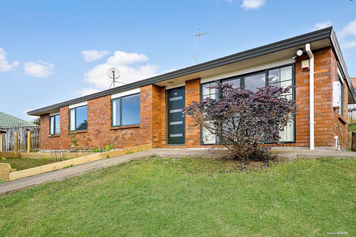 69 Manston Road, Mangere, Auckland - Carousel 2