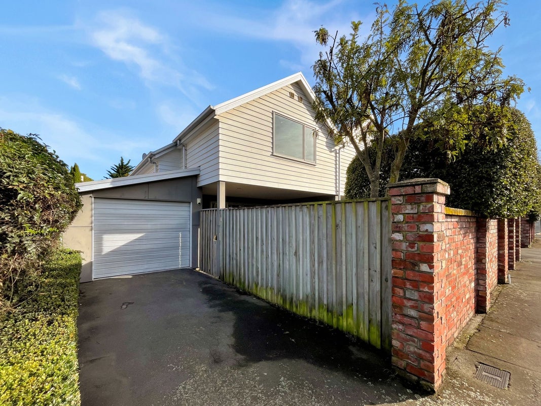 17 Antrim Street, Sydenham, Christchurch - Carousel 1