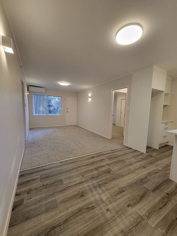 10/66 Astley Avenue, New Lynn, Auckland - Carousel 1