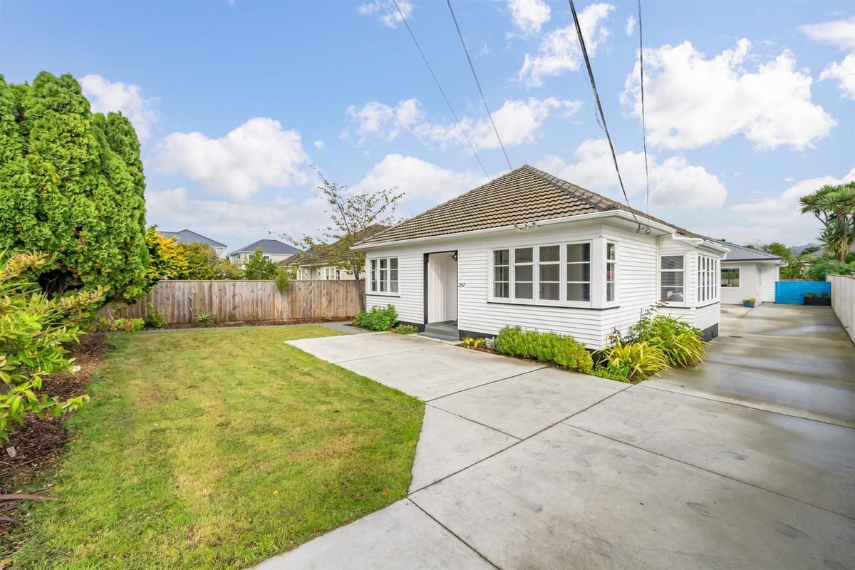 347 Waiwhetu Road, Fairfield, Lower Hutt - Carousel 18