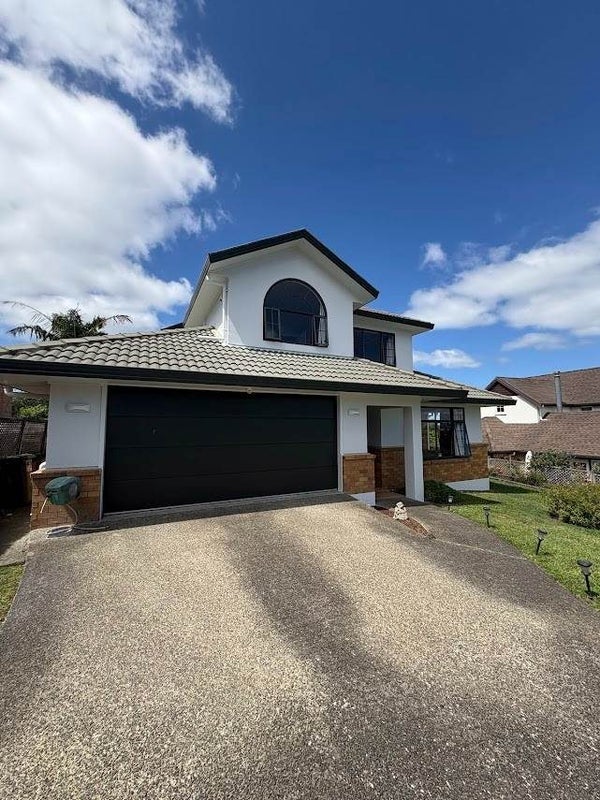14 Highgrove Lane, Totara Vale, Auckland - Carousel 2