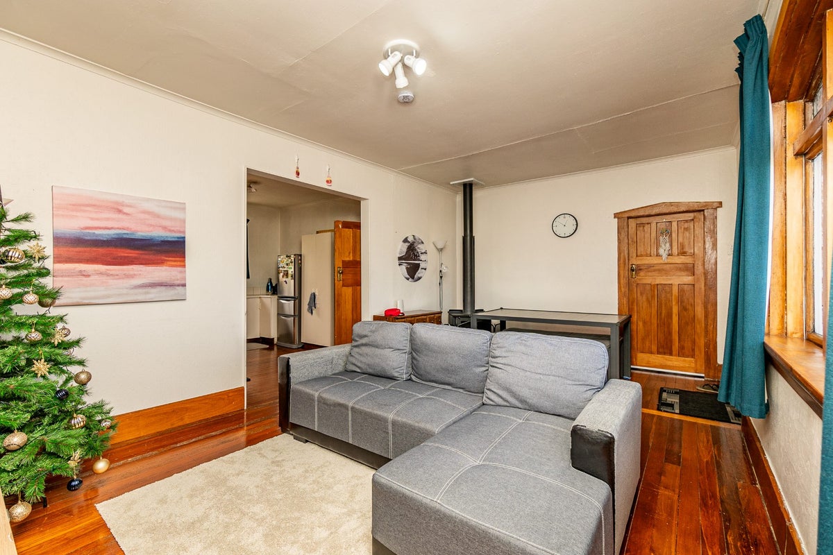 112 Evans Street, Waimataitai, Timaru - Carousel 2