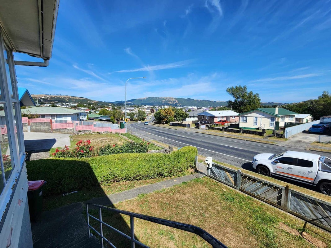 142A Warspite Avenue, Waitangirua, Porirua - Carousel 14