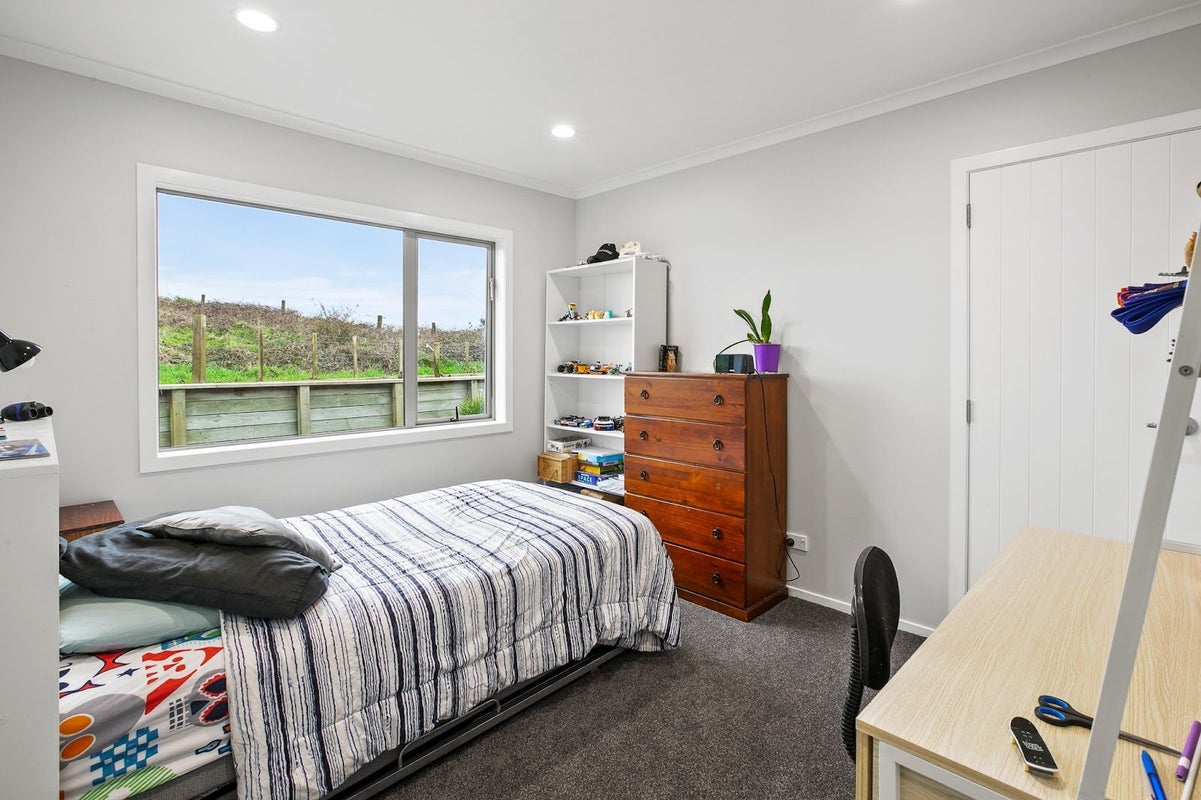 350 Awai Road, Tarurutangi, New Plymouth - Carousel 21