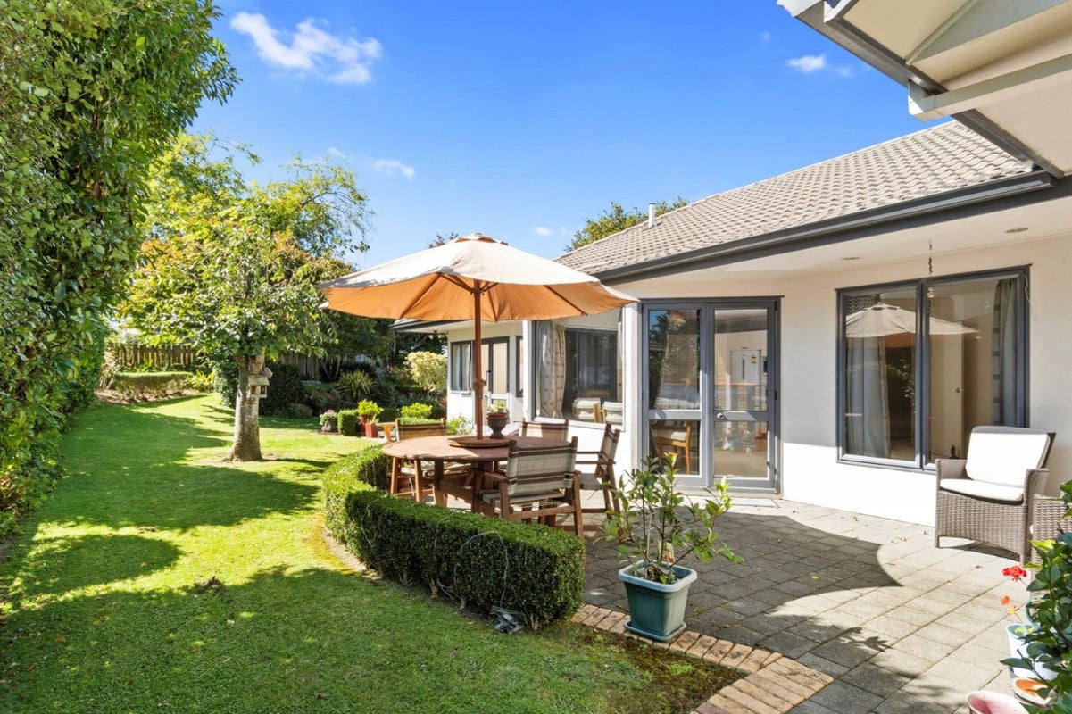 10 Sapphire Drive, Hairini, Tauranga - Carousel 2