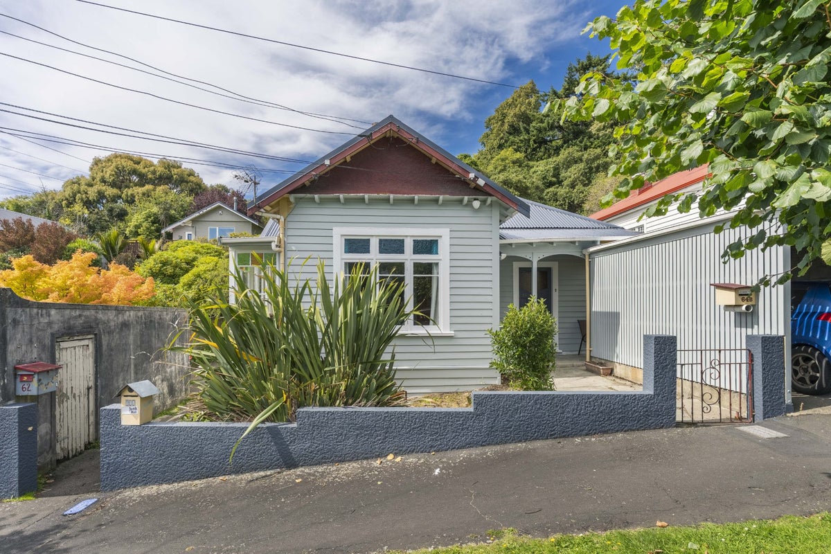 64 Hazel Avenue, Caversham, Dunedin - Carousel 1