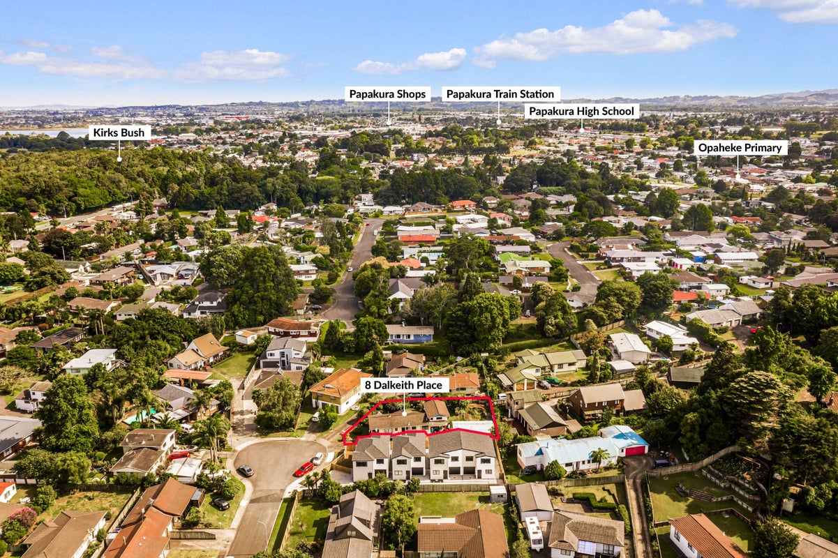 8 Dalkeith Place, Opaheke, Papakura - Carousel 2
