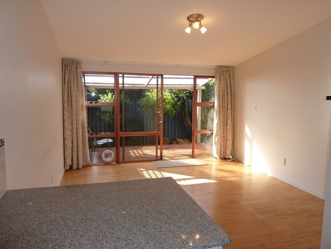 10/65 Mariri Road, Onehunga, Auckland - Carousel 1