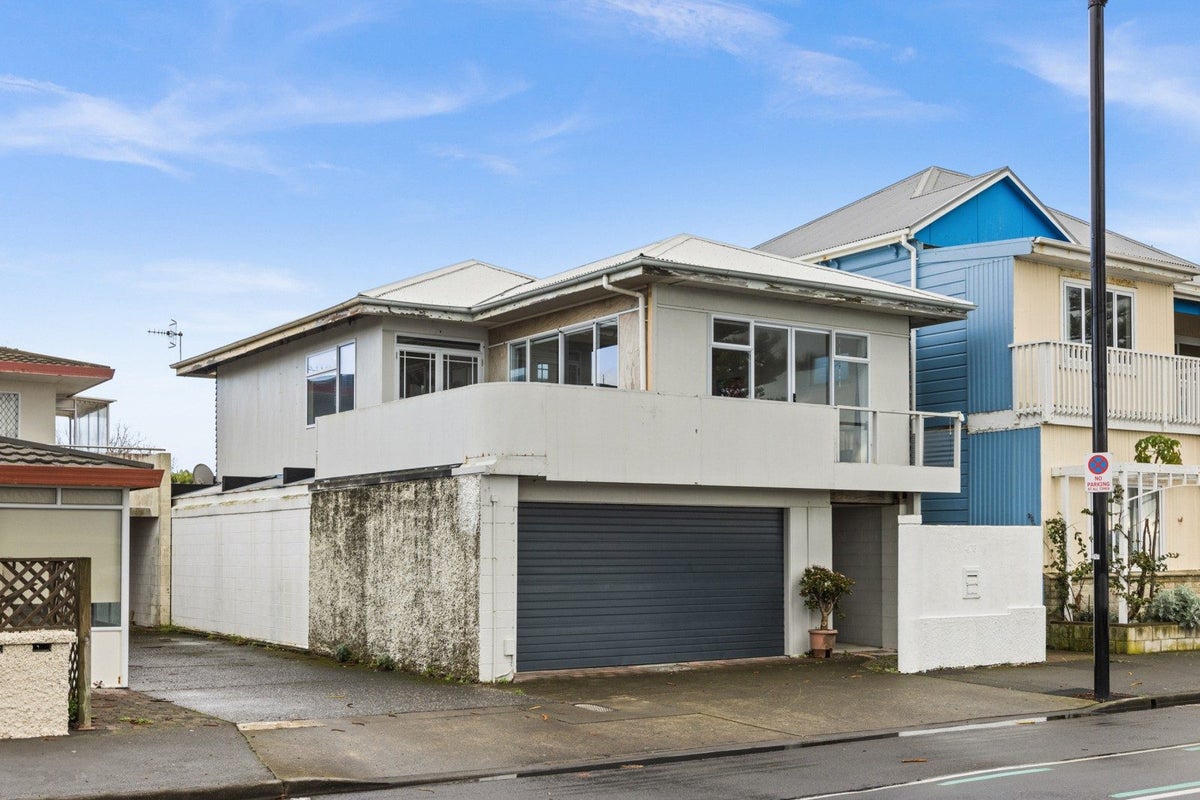 473 Marine Parade, Napier South, Napier - Carousel 2