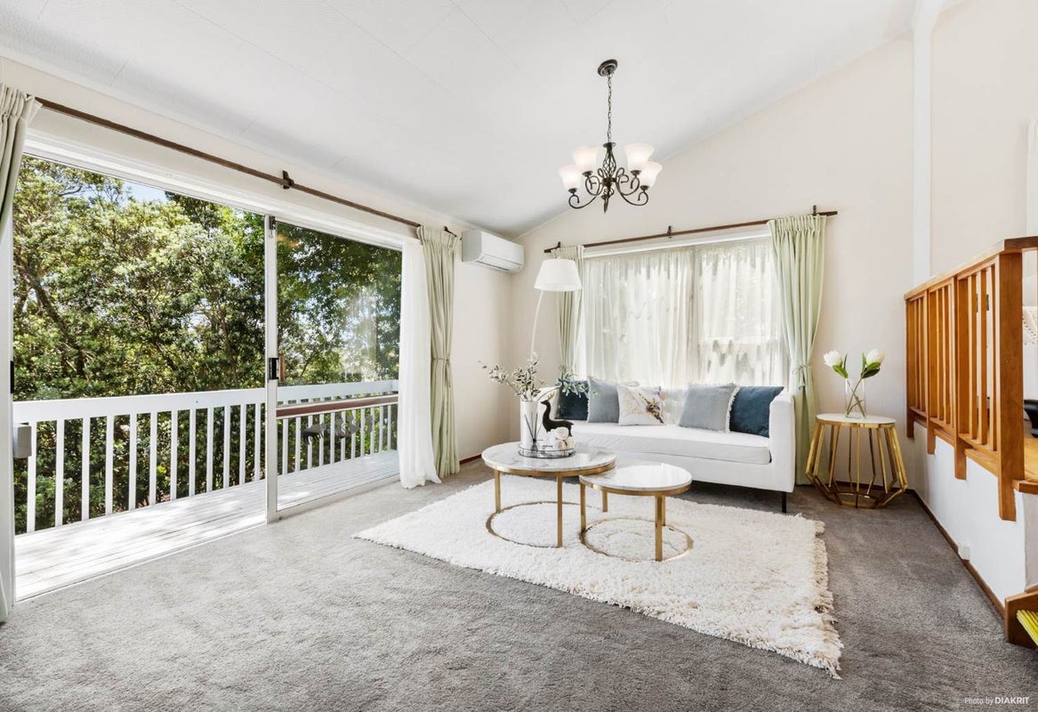 6 Malters Place, Browns Bay, Auckland - Carousel 2