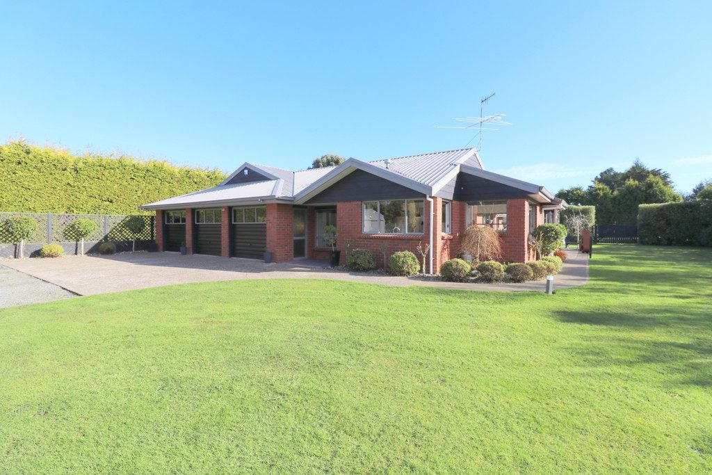 98 Grant Road, Otatara - Carousel 1