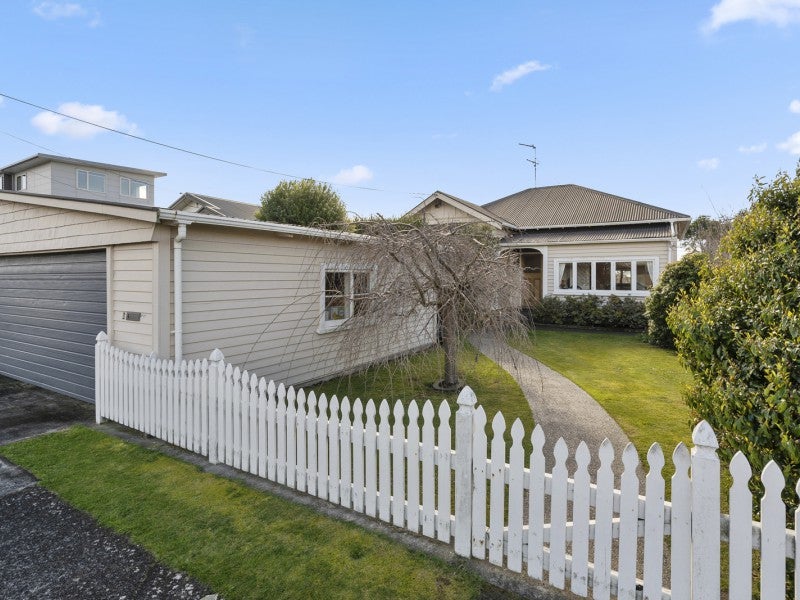 5 Karamu Street, Strandon, New Plymouth - Carousel 1