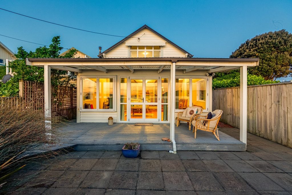 32 Steyne Avenue, Plimmerton, Porirua - Carousel 2
