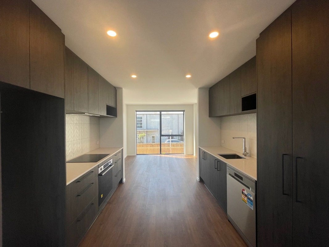 7/333 Lincoln Road, Addington, Christchurch - Carousel 2