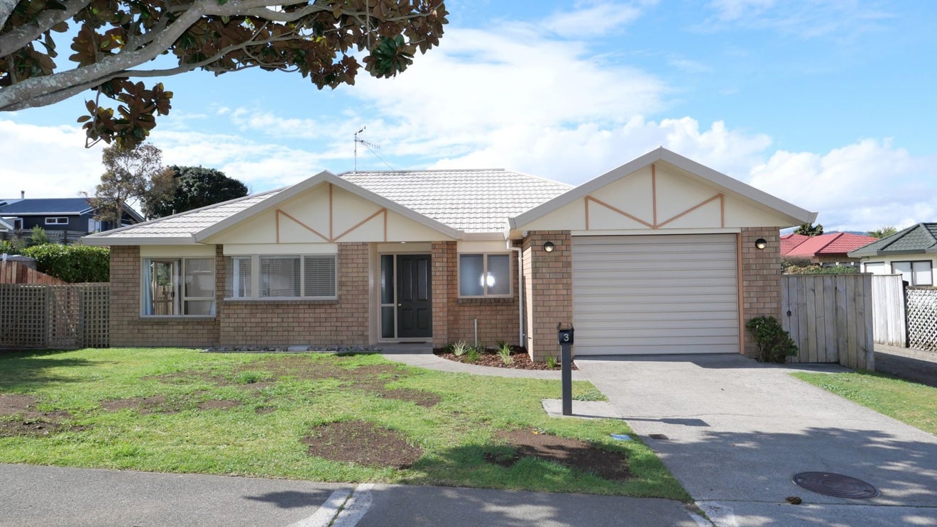 3 Beachwater Grove, Paraparaumu Beach, Paraparaumu - Carousel 2