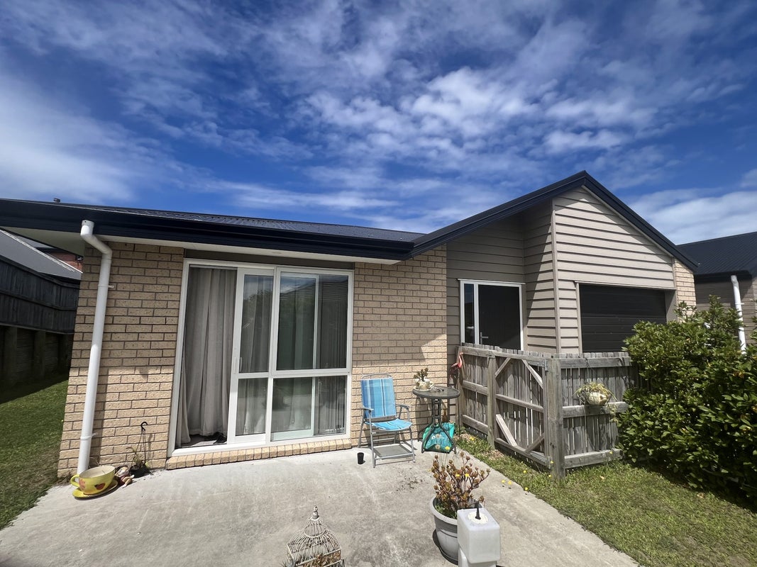 11 Faber Place, Rototuna North, Hamilton - Carousel 1