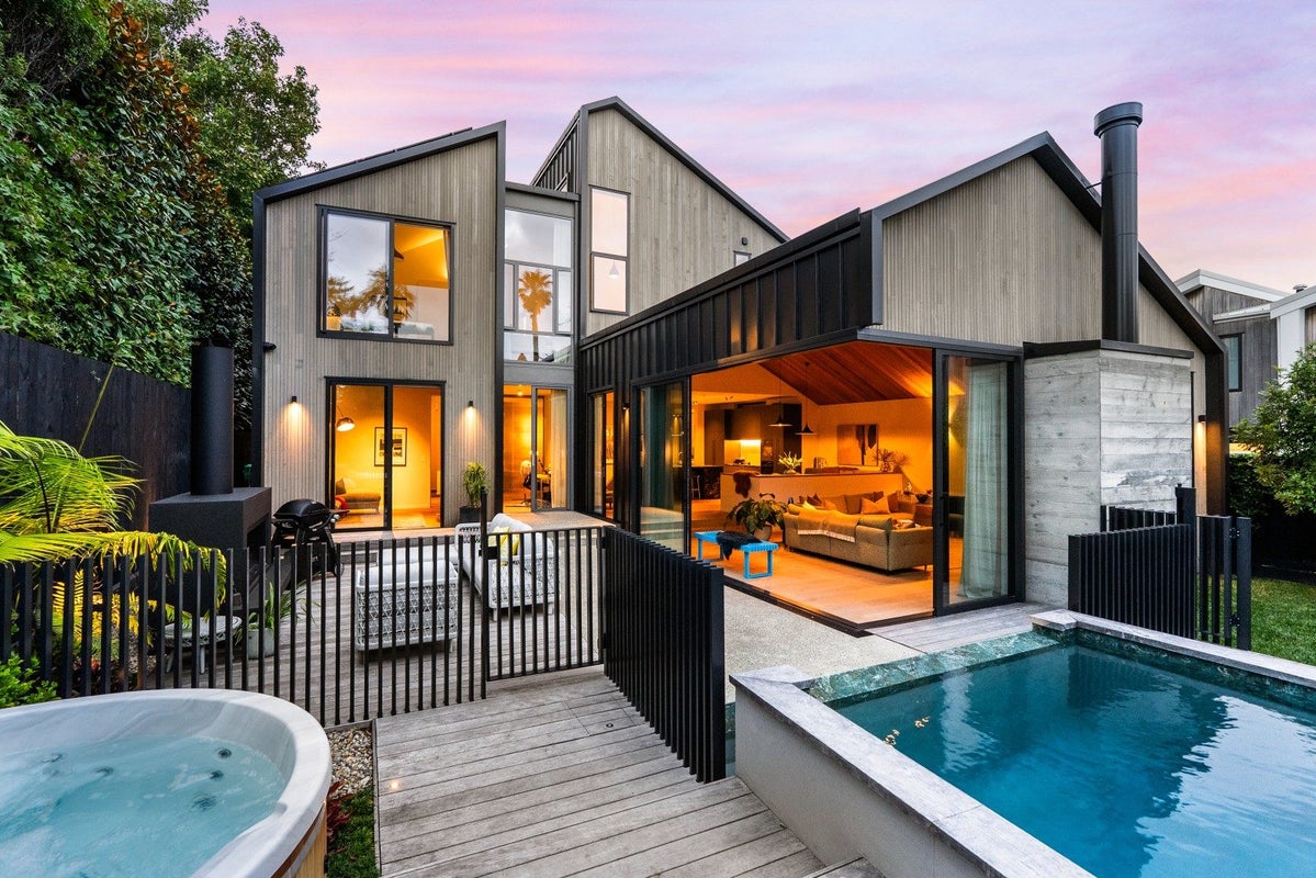 33 Hanene Street, St Heliers, Auckland - Carousel 2