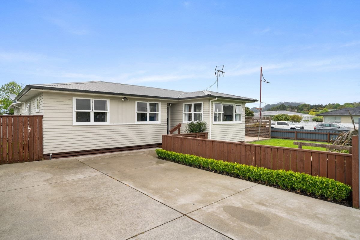 13A Sandleigh Drive, Athenree, Katikati - Carousel 2