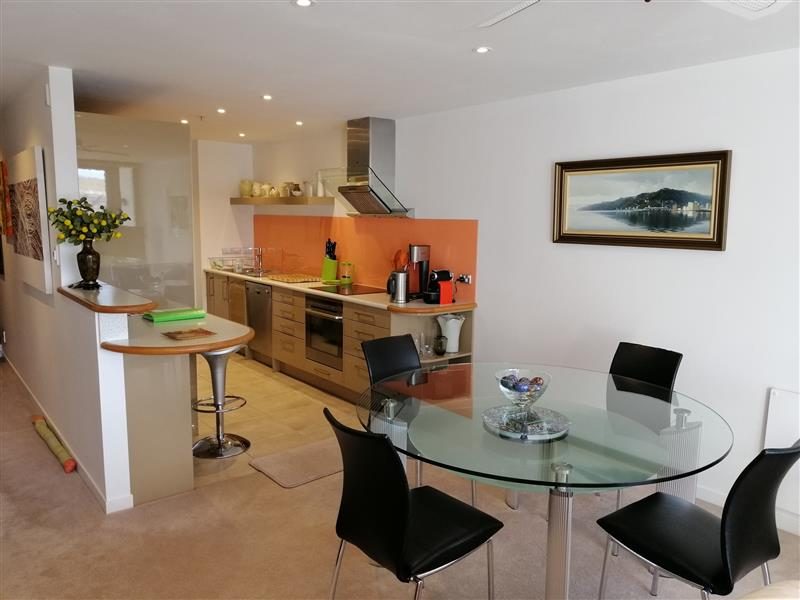6B/42 Cable Street, Te Aro, Wellington - Carousel 2