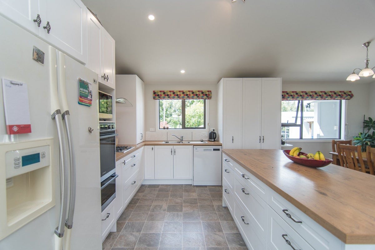 55 Grange Settlement Road, Temuka, Temuka - Carousel 2