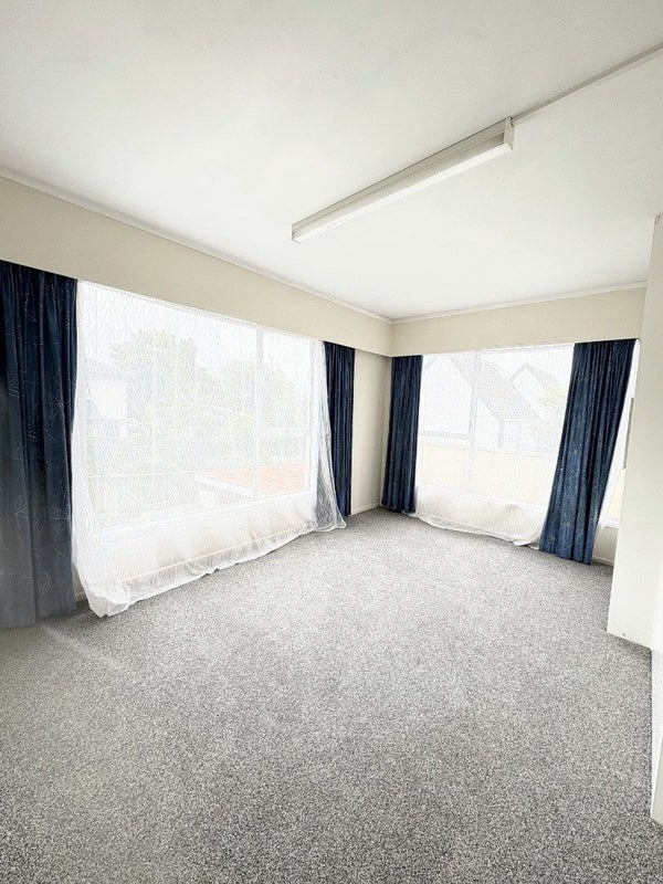 10/1 Kingsway Avenue, Sandringham, Auckland - Carousel 2